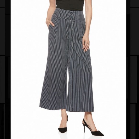 NWT PAIGE CHARISMA NAVY STRIPE WIDE LEG PANTS 10 - Picture 1 of 14